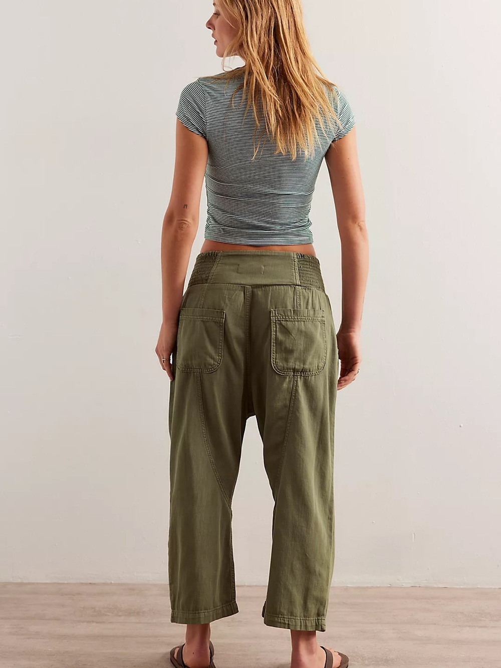 We The Free Lunan Crop Harem
Jeans Green - Picture 2 of 12